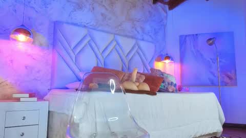 Snapshot of kylle_2050 chatting on January 18, 11:25 am Kyle online show from January 18, 11:25 am