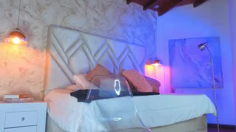 Snapshot of kylle_2050 chatting on February 13, 11:17 am Kyle online show from February 13, 11:17 am