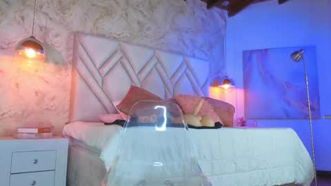 Snapshot of kylle_2050 chatting on February 20, 11:22 am Kyle online show from February 20, 11:22 am