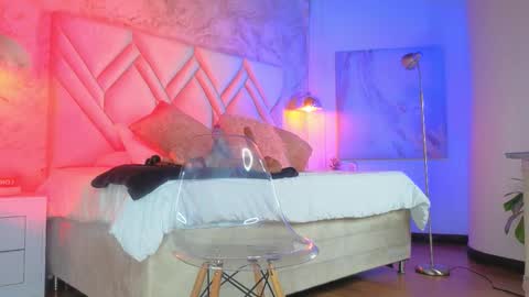 Snapshot of kylle_2050 chatting on February 25, 11:20 am Kyle online show from February 25, 11:20 am