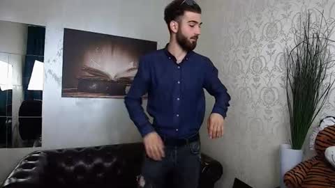 KyloEast online show from June 24, 7:07 am