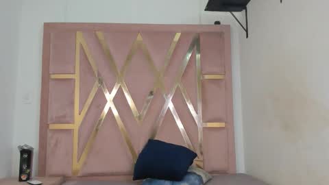 kym online show from January 13, 12:54 pm