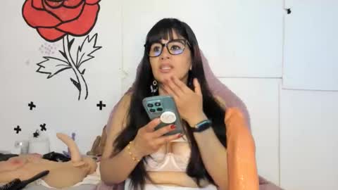 Snapshot of kymberlyhott chatting on October 17, 8:44 pm call me kim online show from October 17, 8:44 pm