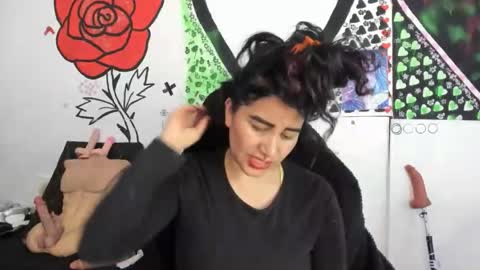 call me kim  online show from November 29, 6:22 pm