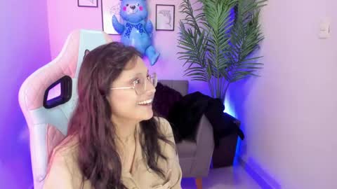Snapshot of kyomi_chang chatting on March 3, 12:37 pm Kyomi online show from March 3, 12:37 pm