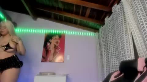 Snapshot of kyoto2093 chatting on July 3, 4:30 am FERNANDA uwu Fansly Tokyoseis online show from July 3, 4:30 am