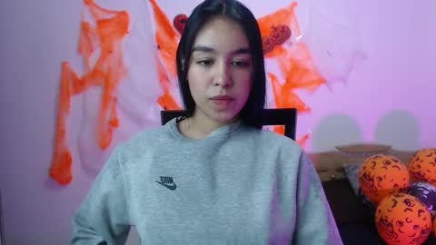 Kyra  online show from October 18, 12:39 pm