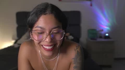 Snapshot of kyria__1 chatting on October 6, 11:13 pm schedule 300 pm - 1100pm colombia time online show from October 6, 11:13 pm