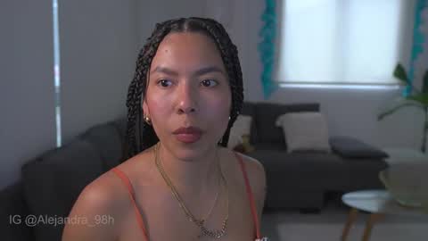 schedule 300 pm - 1100pm colombia time online show from December 18, 10:16 pm