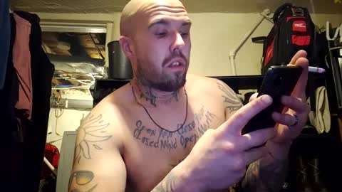 Snapshot of kyrowho chatting on March 2, 7:12 pm kyrowho online show from March 2, 7:12 pm