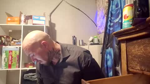 Snapshot of kyrowho chatting on November 15, 11:29 am kyrowho online show from November 15, 11:29 am