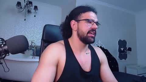 KysonRhodes online show from December 23, 5:38 am