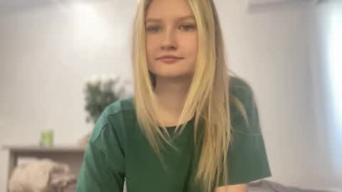 Snapshot of kyttilovelly chatting on February 21, 6:58 am Amanda online show from February 21, 6:58 am