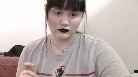 Snapshot of l1lybaby chatting on July 8, 9:08 pm Lily online show from July 8, 9:08 pm