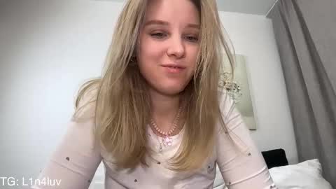 lina online show from March 5, 4:47 pm