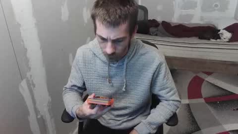 l1v1nth3dr3am online show from September 18, 2:35 am