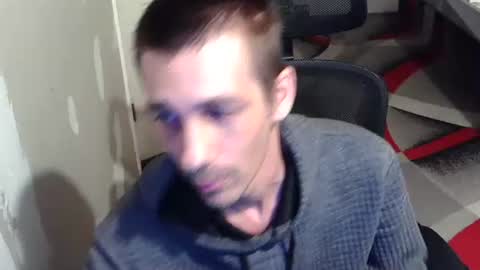 Snapshot of l1v1nth3dr3am chatting on May 3, 2:56 pm l1v1nth3dr3am online show from May 3, 2:56 pm