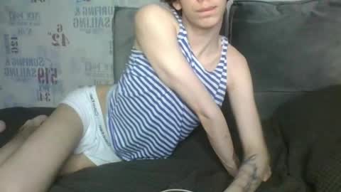 Snapshot of l8199 chatting on June 3, 3:39 pm liam online show from June 3, 3:39 pm