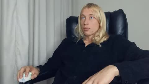 Adonis online show from September 15, 5:18 am