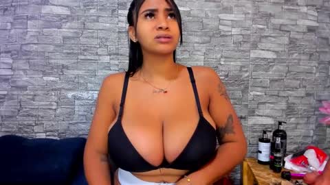 la_indiia online show from February 6, 12:05 pm