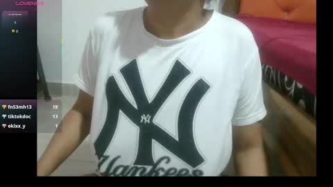 la_wuaifu1 online show from November 2, 10:34 pm