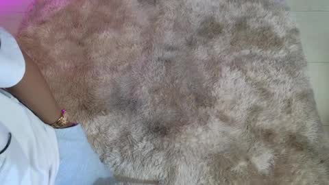 Cris  online show from April 6, 11:44 am