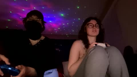 lacedinsin online show from April 14, 3:01 am