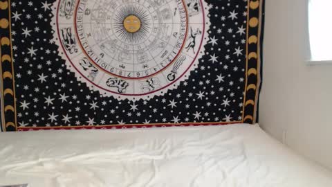 Lacey online show from September 25, 4:32 pm