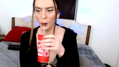 Lacey Phoenix online show from January 18, 4:05 am