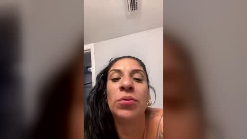 lachingona21 online show from June 21, 3:03 pm