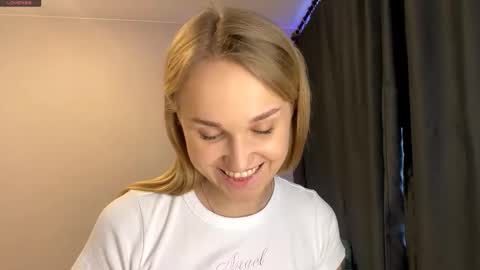 Snapshot of ladawndepippo chatting on October 8, 10:02 am Sofia online show from October 8, 10:02 am