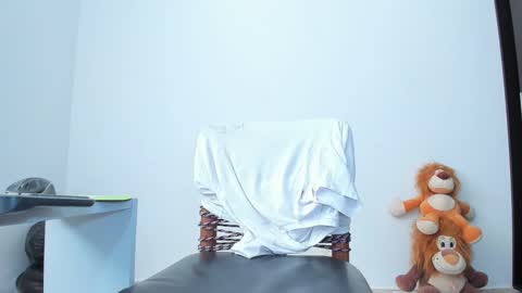 Laden And Juan online show from February 9, 5:22 pm