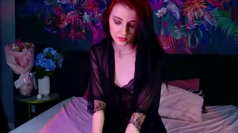 Snapshot of lady__nicole chatting on July 23, 6:39 pm Nicole online show from July 23, 6:39 pm