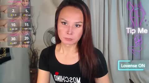 gongx13 my IG online show from March 28, 12:54 am