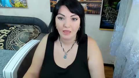 lady_boom_ online show from September 15, 9:20 am