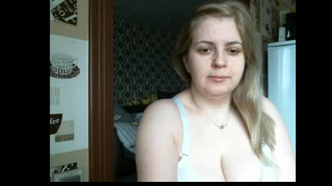 lady cute cat29 online show from April 3, 2:31 am