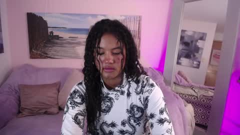 Karla - Instagram   lady karla1 online show from December 21, 12:31 am