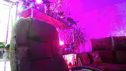 Lady Gloria online show from February 5, 5:09 am