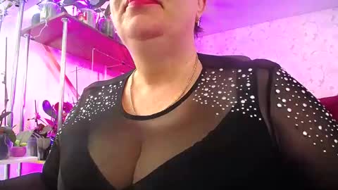 Lady Gloria online show from February 9, 9:47 am