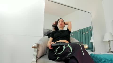 Snapshot of lady_godss chatting on January 12, 8:36 pm Lady godss online show from January 12, 8:36 pm