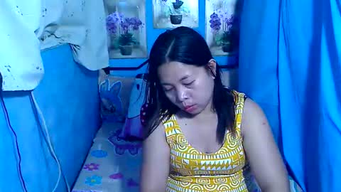 lady_in_bed69 online show from July 17, 12:06 am