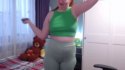 Snapshot of lady_inari chatting on January 14, 1:06 pm Angelika online show from January 14, 1:06 pm