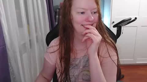 Snapshot of lady_inari chatting on September 21, 7:26 pm Angelika online show from September 21, 7:26 pm