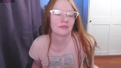Snapshot of lady_inari chatting on October 17, 11:07 pm Angelika online show from October 17, 11:07 pm