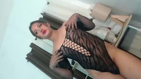 Snapshot of lady_janah chatting on February 27, 10:43 pm lady_janah online show from February 27, 10:43 pm