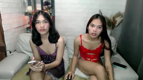Snapshot of lady_jedyy chatting on December 17, 8:45 am online show from December 17, 8:45 am