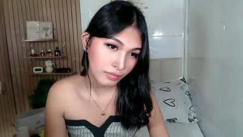   online show from May 15, 10:06 pm