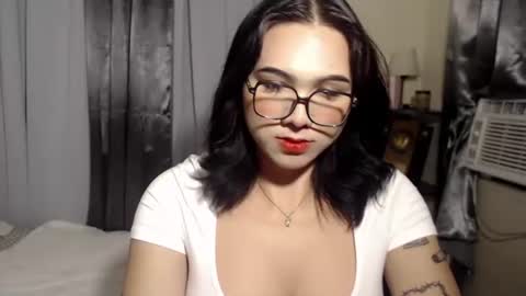 lady_kathy online show from December 4, 2:26 pm