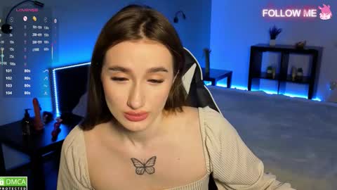 Olivia online show from March 19, 1:20 am