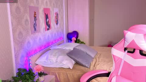 Olivia online show from April 21, 1:18 am